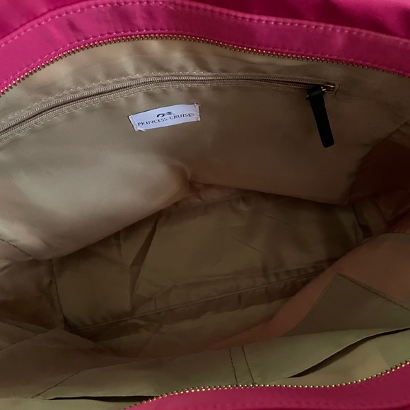 Princess Cruises hot-pink handbag - Picture 6 of 12